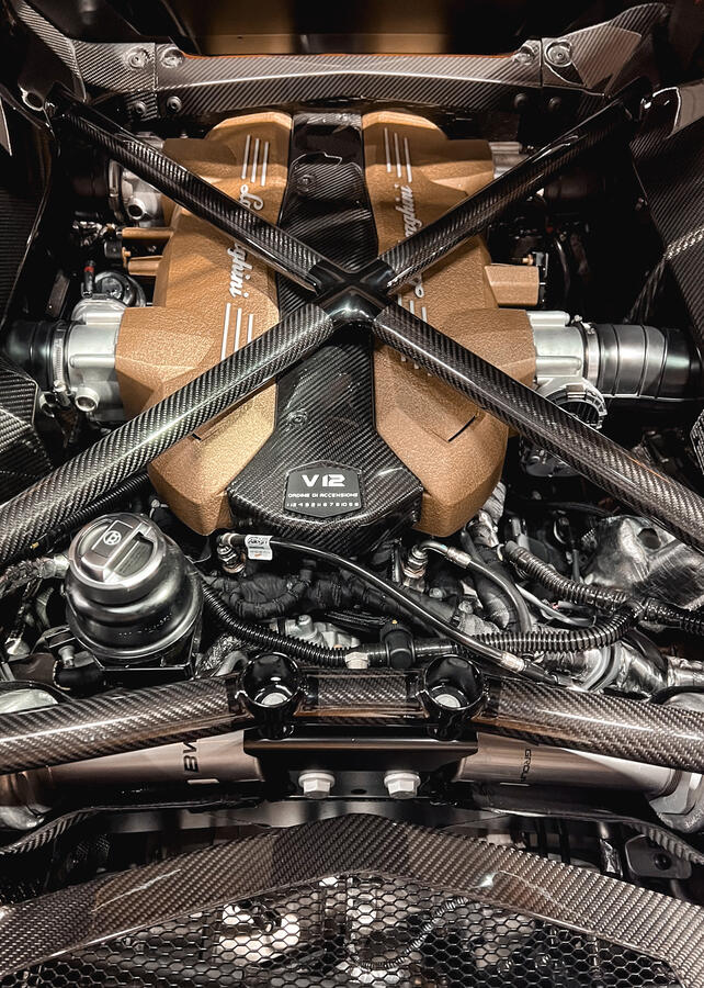 Lamborghini Aventador Ultimae v12 engine